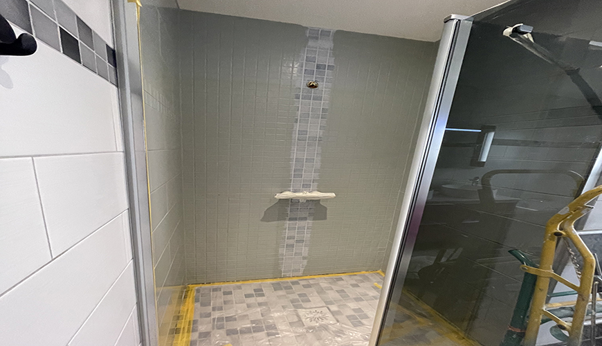 rénovation-peinture-intérieure-carrelage-résine-epoxy-batiment-décoration-corrèze-vallée-de-la-dordogne-lot-nord-du-lot