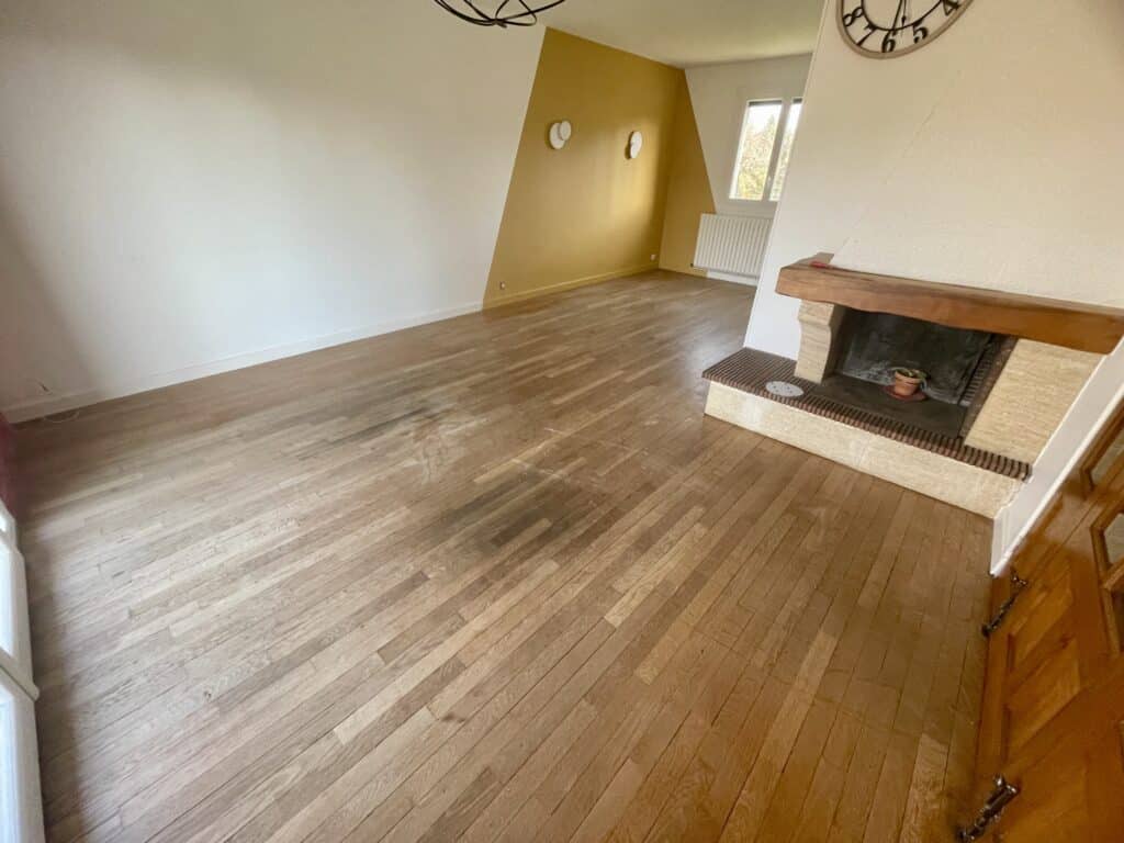 renovation-réfection-parquet-massif-vitrification-ponçage-saint-céré-46400