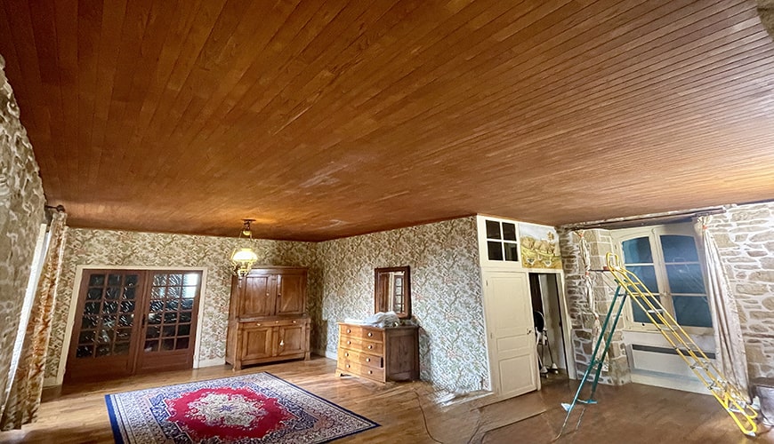 peinture-intérieure-plafond-lambris-lot-martel-corrèze-batiment-nuancea